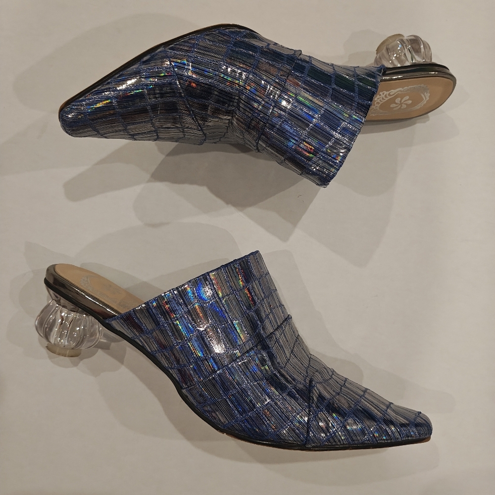 MIND BLOWING METALLIC MULES WITH ACRYLIC HEEL * SIZE: 9